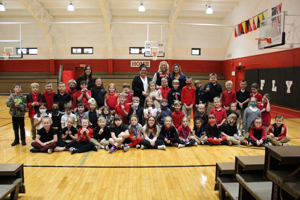 2nd graders visit with Veterans